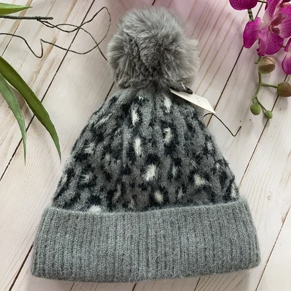 Leopard Print Knitted Pom Pom Beanie - Picture 2 of 5